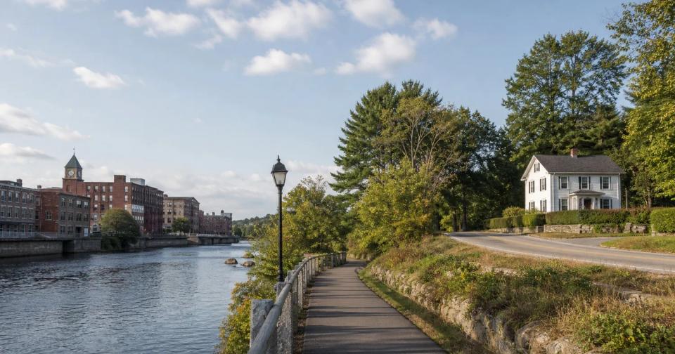 Nashua vs. Merrimack NH Real Estate featured image