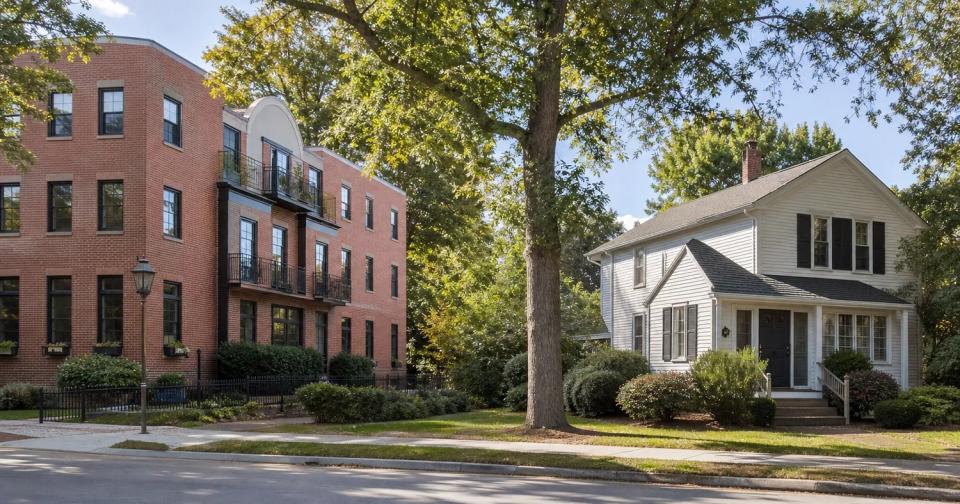 Concord Condos vs. Single-Family Homes featured image